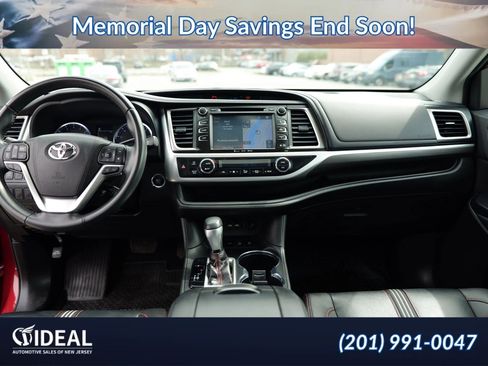 Used 2019 Toyota Highlander SE AWD/4WD image 21