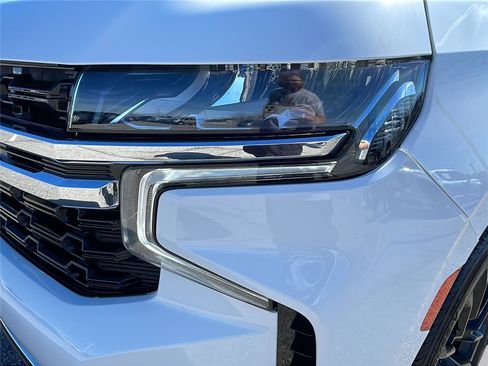 Used 2022 Chevrolet Tahoe LS w/ Driver Alert Package image 9