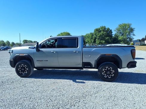 Used 2025 GMC Sierra 2500 AT4X AWD/4WD image 12