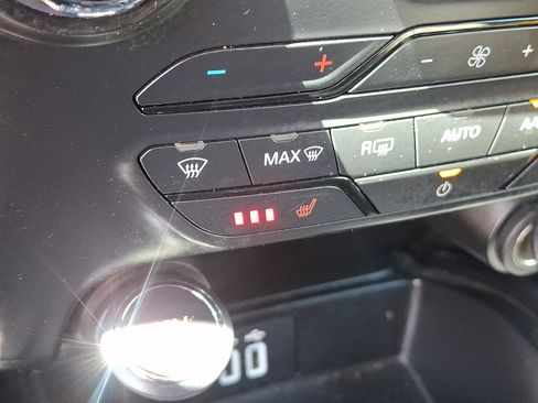Used 2019 Ford Ranger Lariat w/ Equipment Group 501A Mid AWD/4WD image 24