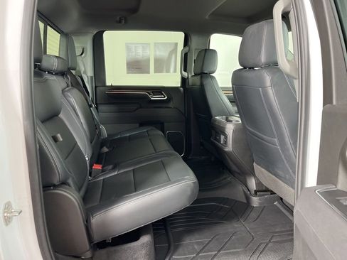 Certified 2025 Chevrolet Silverado 2500 LT w/ All Star Edition image 9