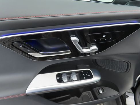 New 2026 Mercedes-Benz GLC 43 AMG 4MATIC image 23