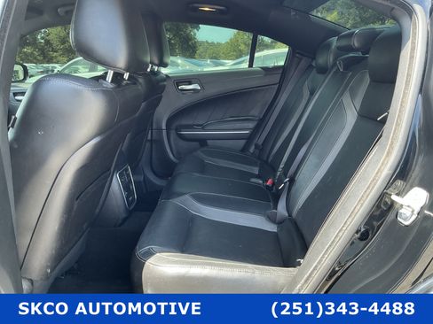 Used 2022 Dodge Charger SXT w/ Plus Group RWD image 14