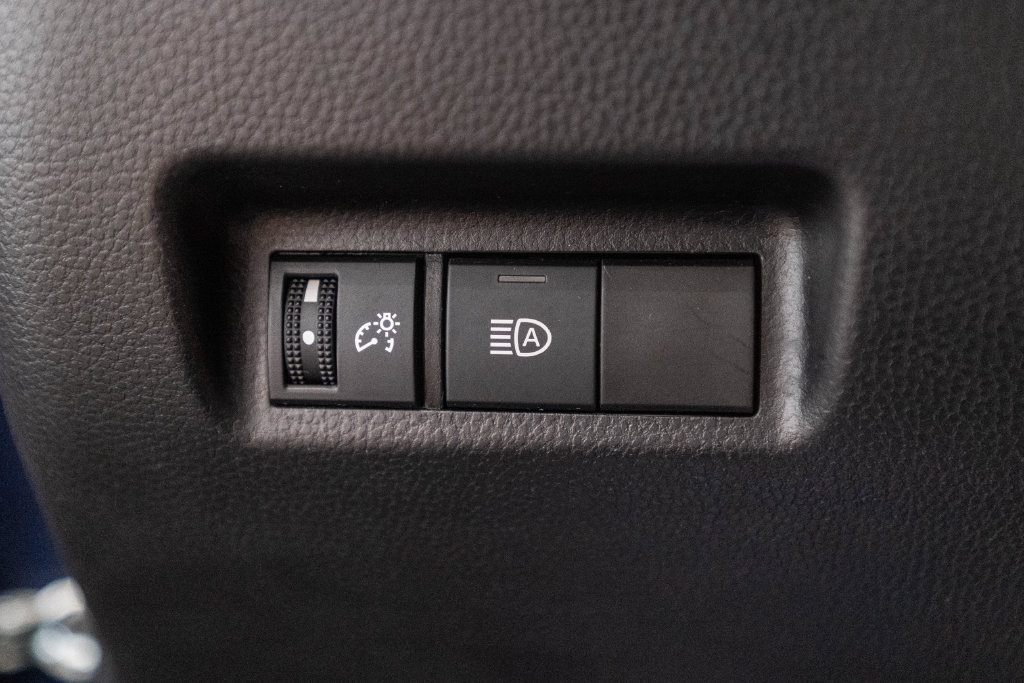 Certified 2025 Toyota RAV4 XLE AWD/4WD image 22
