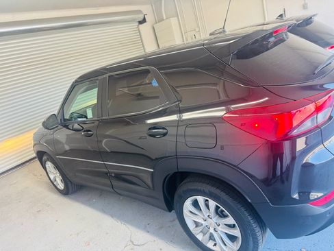 Used 2022 Chevrolet TrailBlazer LS FWD image 9