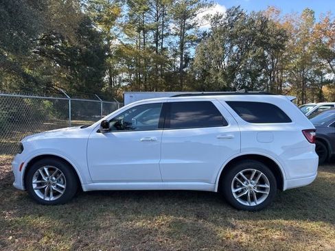 Used 2024 Dodge Durango GT image 2