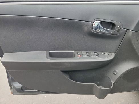 Used 2010 Chevrolet Malibu LT w/ Power Convenience Package FWD image 14