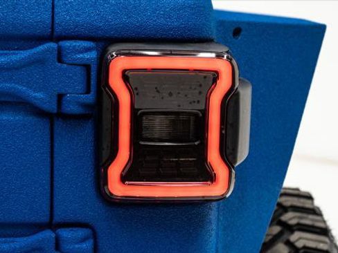 Used 2025 Jeep Wrangler Unlimited Sport image 37