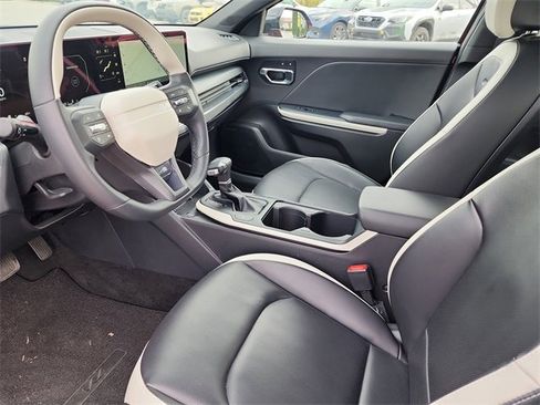 New 2025 Kia K4 GT-Line w/ GT-Line Premium Package image 12