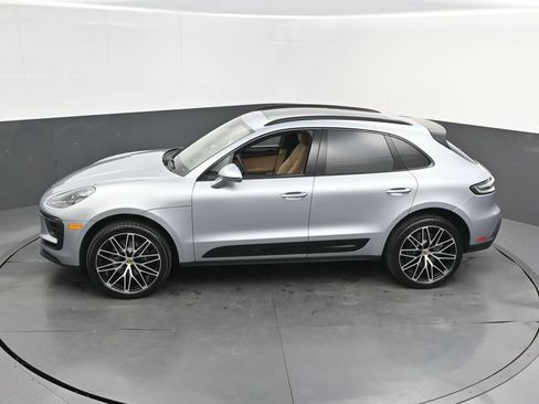 New 2026 Porsche Macan AWD/4WD image 27