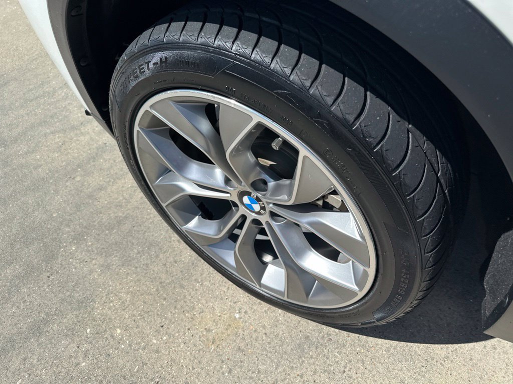 Used 2016 BMW X3 xDrive28i AWD/4WD image 14