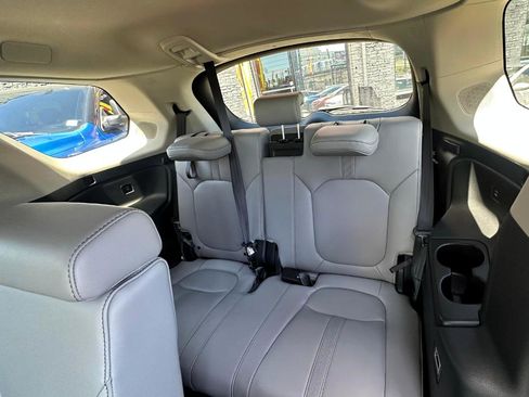 Used 2025 Honda Pilot Touring image 28