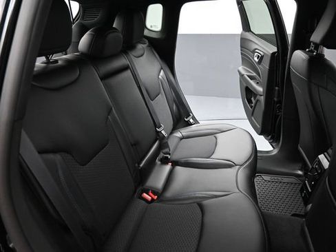 New 2026 Jeep Compass Latitude AWD/4WD image 20