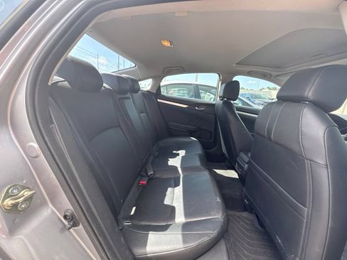 Used 2016 Honda Civic Touring image 16