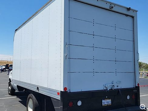 Used 2024 Ford E-450 and Econoline 450 Super Duty w/ Power Windows & Locks Group RWD image 3