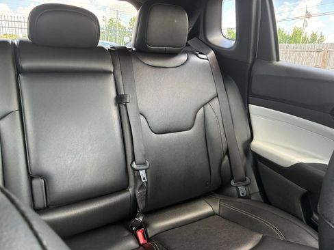 Used 2025 Jeep Compass Limited AWD/4WD image 33