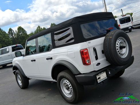 New 2025 Ford Bronco 4-Door image 26