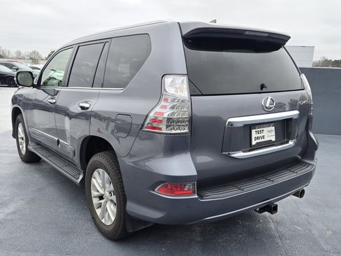 Used 2017 Lexus GX 460 Premium image 4