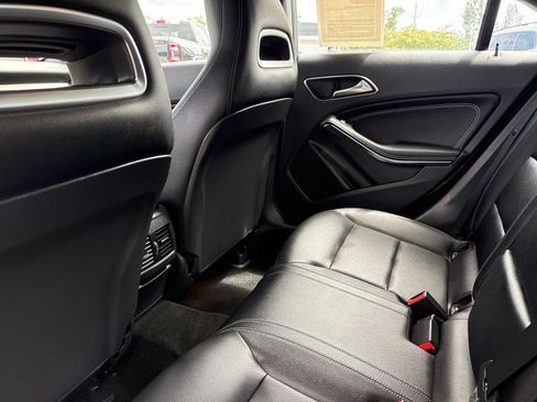 Used 2017 Mercedes-Benz CLA 250 image 15