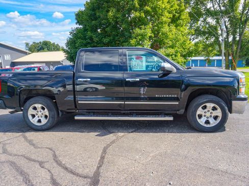 Used 2014 Chevrolet Silverado 1500 LTZ Z71 w/ LTZ Plus Package AWD/4WD image 2