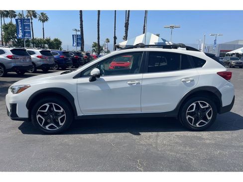 Used 2019 Subaru Crosstrek 2.0i Limited w/ Moonroof Package w/Navigation AWD/4WD image 2