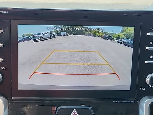 Used 2021 Kia Sorento EX w/ Panoramic Sunroof Package FWD image 7