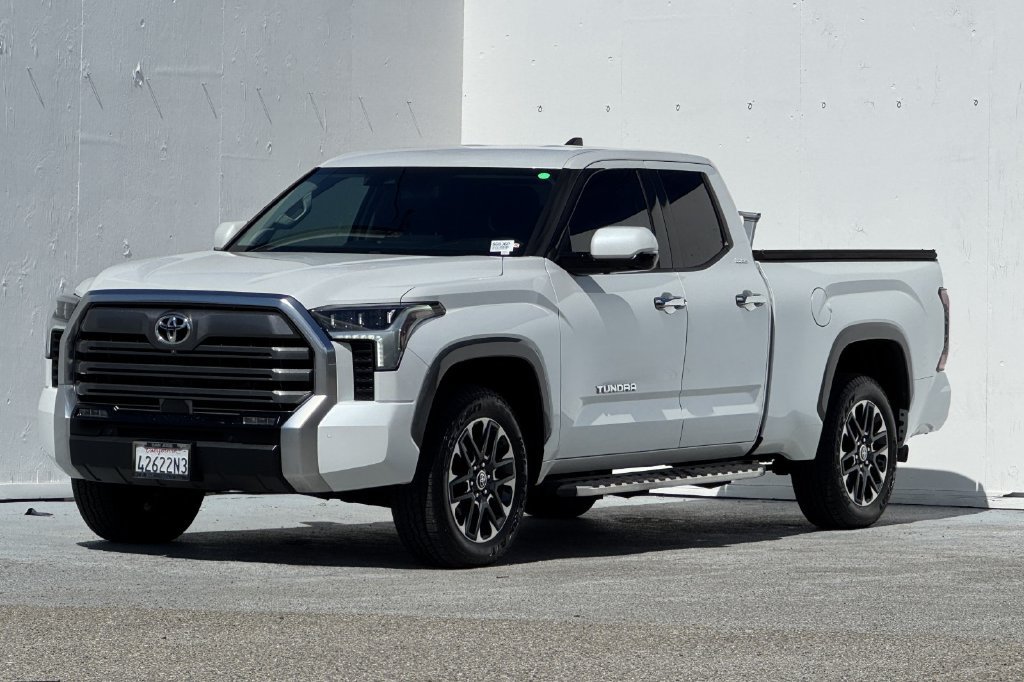 Used 2022 Toyota Tundra Limited AWD/4WD image 7