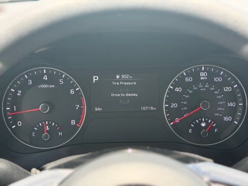 Used 2024 Kia Forte LXS w/ LXS Technology Package FWD image 28
