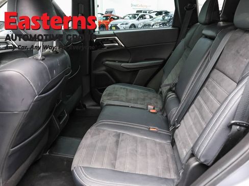 Used 2023 Mitsubishi Outlander SE AWD/4WD image 80