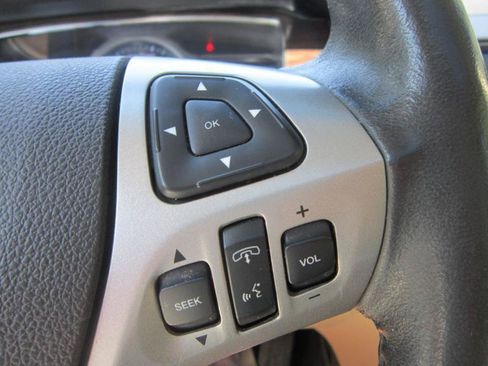 Used 2013 Ford Taurus Limited AWD/4WD image 13