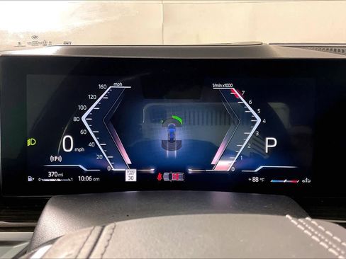 Used 2024 BMW X5 sDrive40i w/ Premium Package RWD image 25