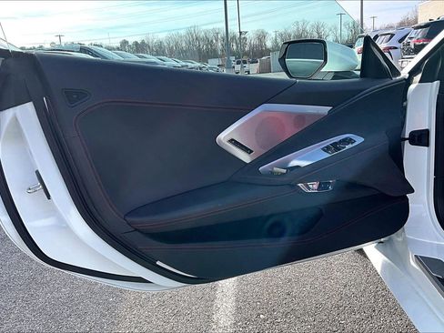 Used 2023 Chevrolet Corvette 3LT w/ Z51 Performance Package image 19