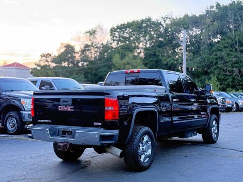 Used 2015 GMC Sierra 2500 SLE w/ All-Terrain HD Package AWD/4WD image 7