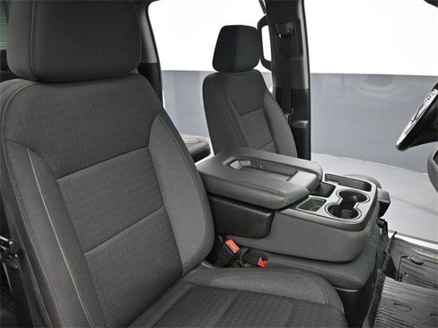 Used 2023 GMC Sierra 1500 SLE image 25