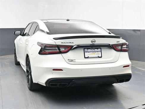 Used 2023 Nissan Maxima SR w/ Sport Mat Group image 11