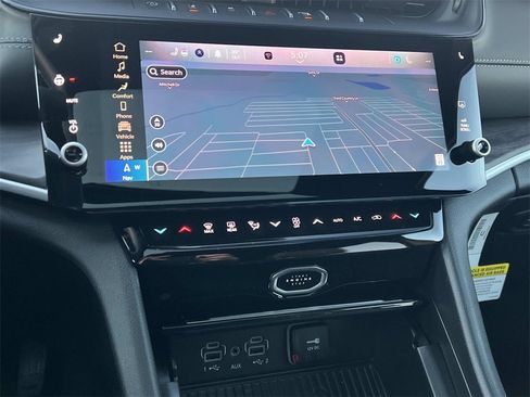 New 2026 Jeep Grand Cherokee Laredo image 14