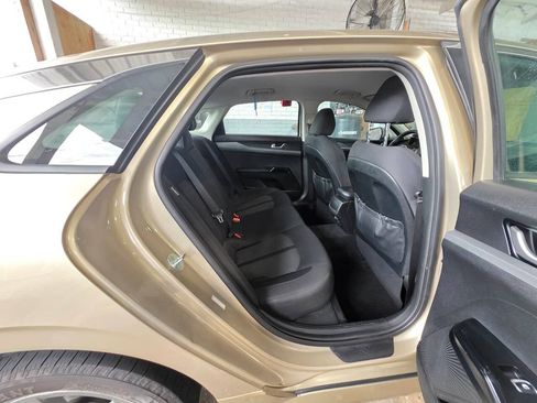 Used 2021 Kia K5 LXS AWD/4WD image 3