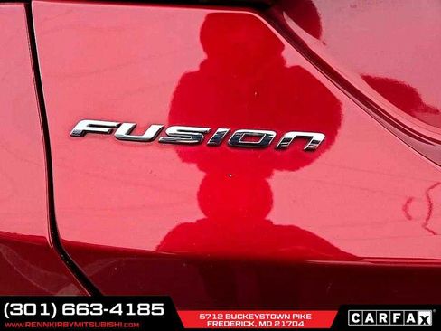 Used 2017 Ford Fusion SE w/ Fusion SE Technology Package image 31