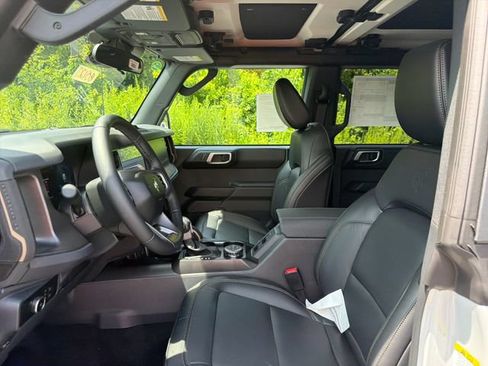 New 2026 Ford Bronco Badlands w/ Wildtrak Package AWD/4WD image 11