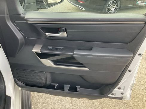 Used 2023 Toyota Sequoia Limited image 27