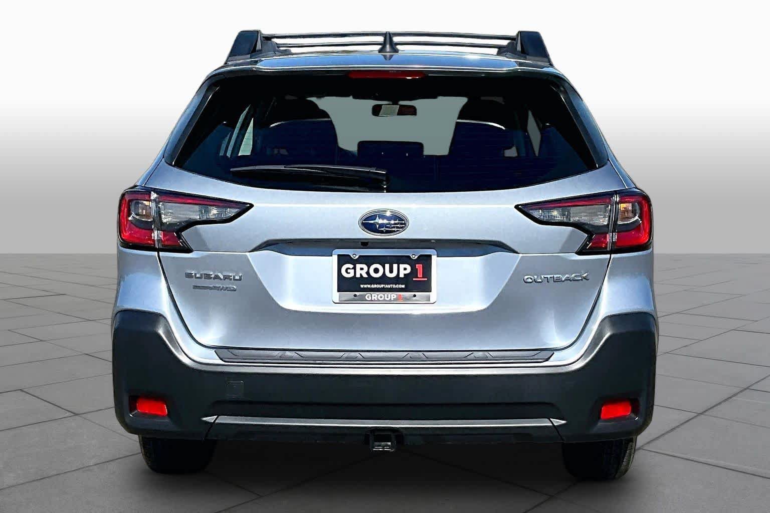 Used 2024 Subaru Outback AWD/4WD image 4