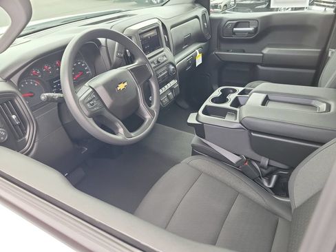 Used 2026 Chevrolet Silverado 1500 Custom RWD image 3