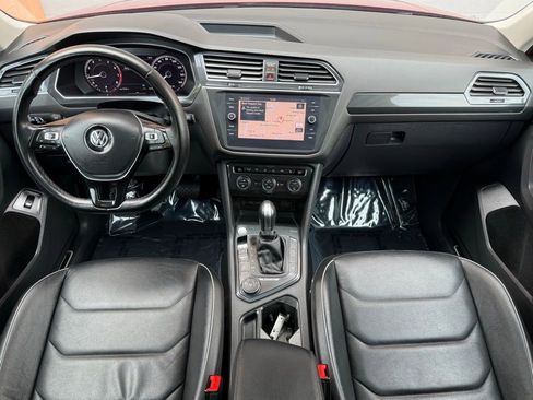 Used 2018 Volkswagen Tiguan SEL Premium image 26