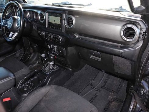 Used 2020 Jeep Wrangler Unlimited Sahara w/ Uconnect 4C Nav & Sound Group image 21