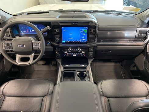 New 2026 Ford F350 Lariat w/ Black Appearance Package AWD/4WD image 10