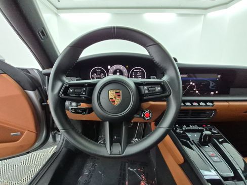 Used 2025 Porsche 911 Carrera GTS RWD image 28