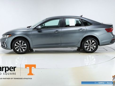 Used 2025 Volkswagen Jetta S image 2