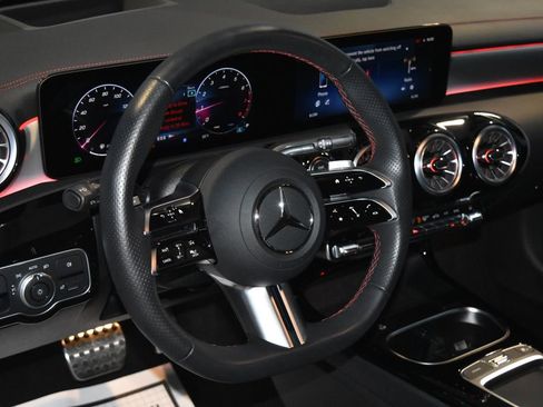 Certified 2025 Mercedes-Benz CLA 250 4MATIC image 2