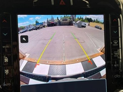Used 2023 RAM 1500 Laramie AWD/4WD image 34