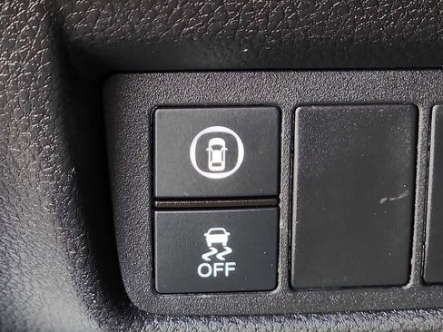 Used 2019 Honda Accord LX image 25